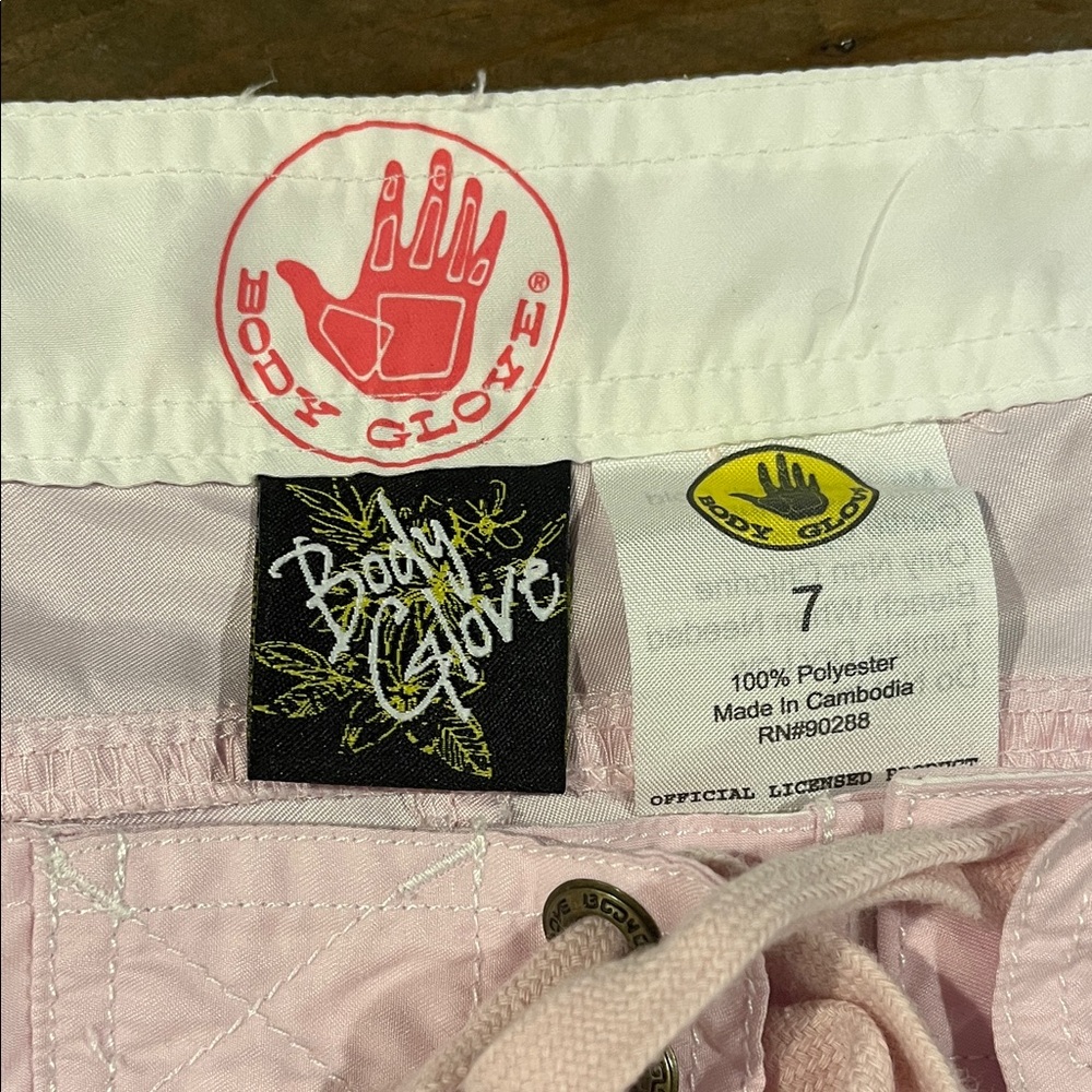 Body Glove Light Pink Cargo Shorts - Picture 2 of 3